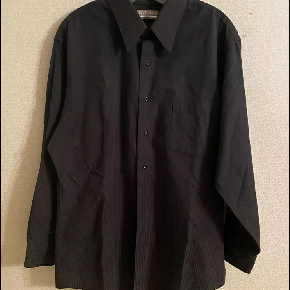 Van Heusen men’s shirt